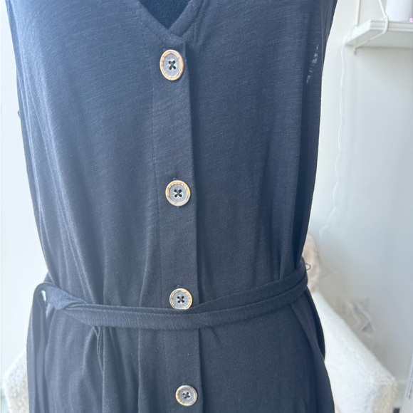 Sanctuary Black Button Front V-Neck Sleeveless Belted Dress Size Large NEW - Picture 2 of 5